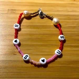 Bisous “Kisses” Beaded Fresh Pearls Bracelet
